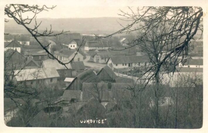 Ujkovice, celkový pohled na obec, cca 1930